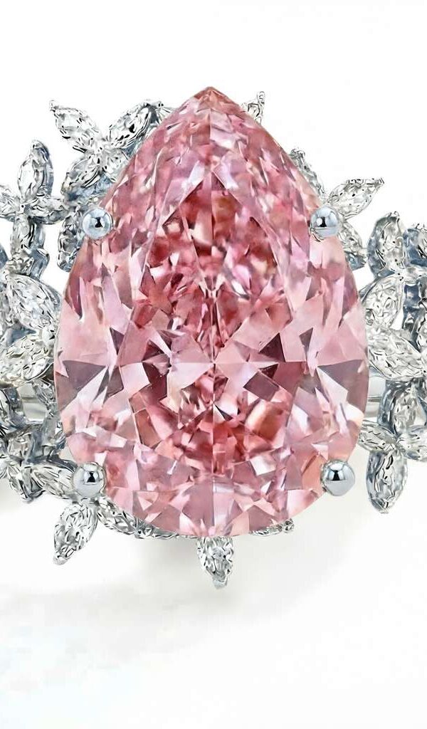 Maggie Right Hand Ring